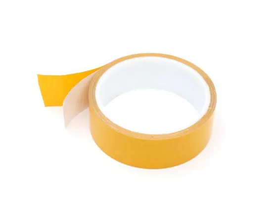 유성 양면 테이프란 무엇이며, 아직도 많은 사용자가 이를 선택하는 이유는 무엇입니까?